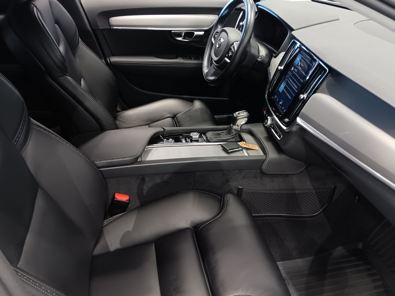 Volvo V90 Cross Country vaihtoauto