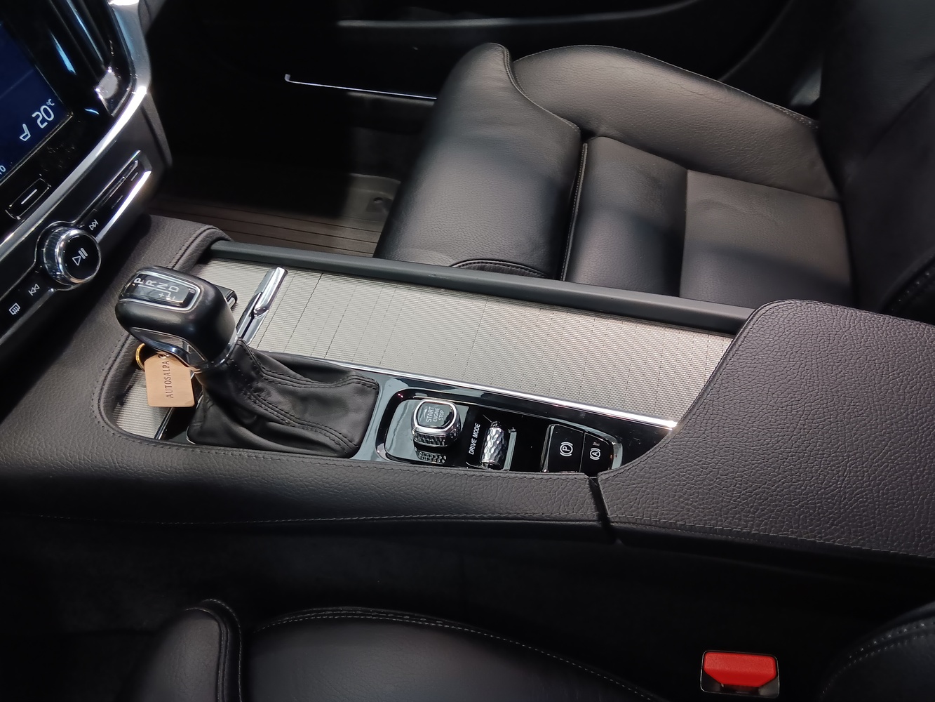 Volvo V90 Cross Country vaihtoauto