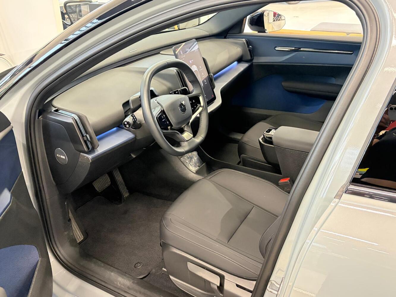 Volvo EX30 vaihtoauto