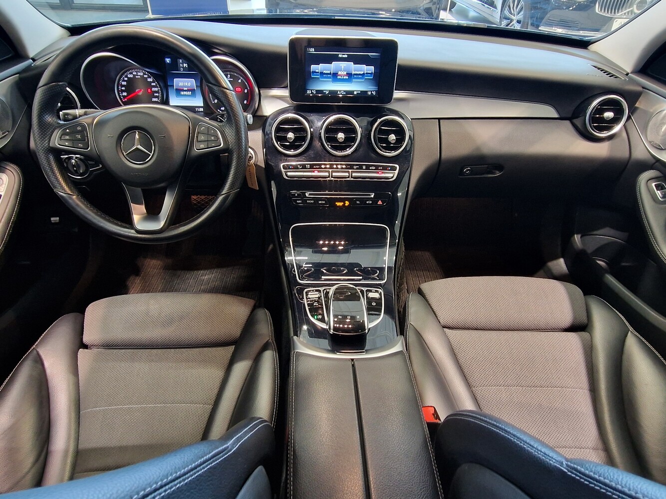Mercedes-Benz C vaihtoauto