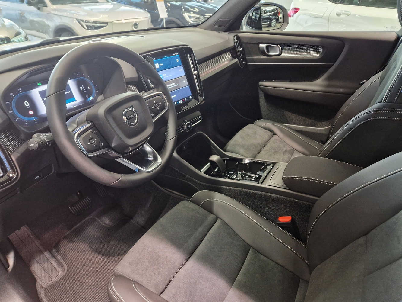 Volvo XC40 vaihtoauto