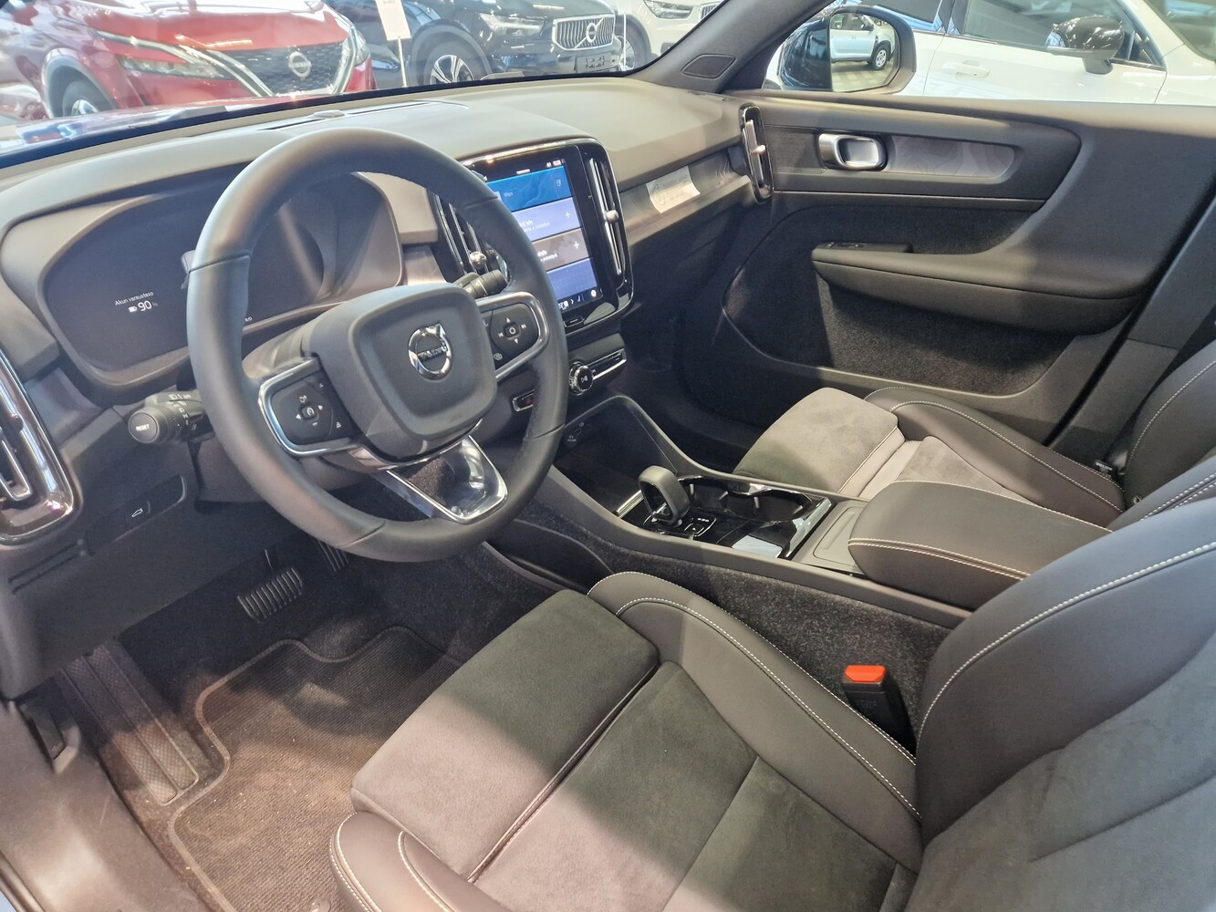 Volvo C40 vaihtoauto