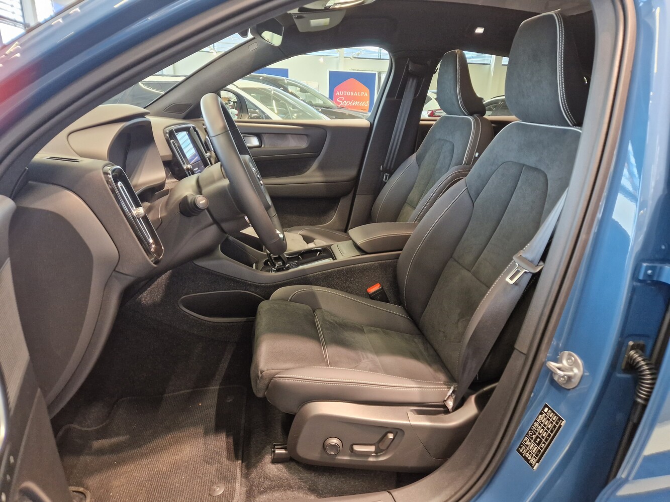 Volvo C40 vaihtoauto