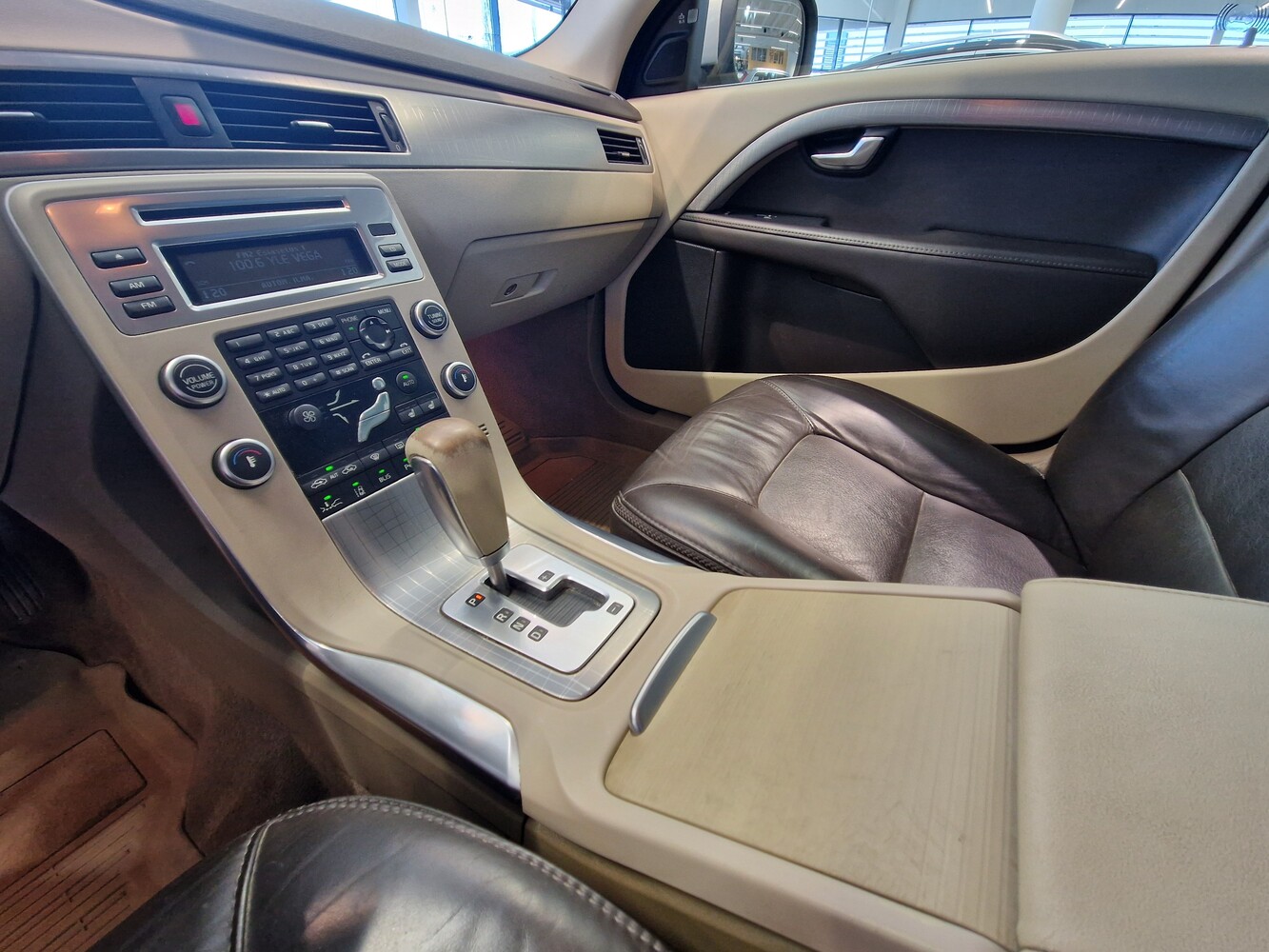 Volvo XC70 vaihtoauto