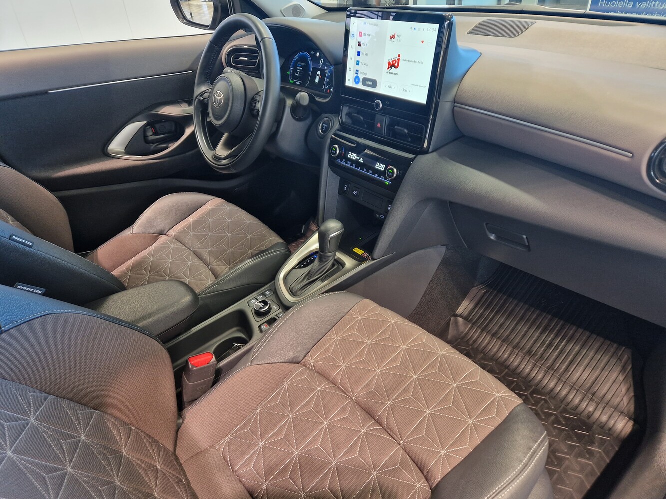 Toyota Yaris Cross vaihtoauto