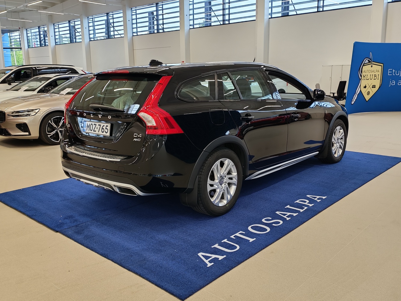 Volvo V60 Cross Country vaihtoauto