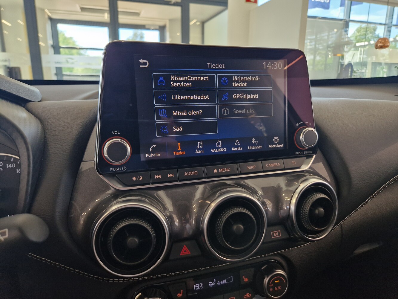 Nissan Juke vaihtoauto