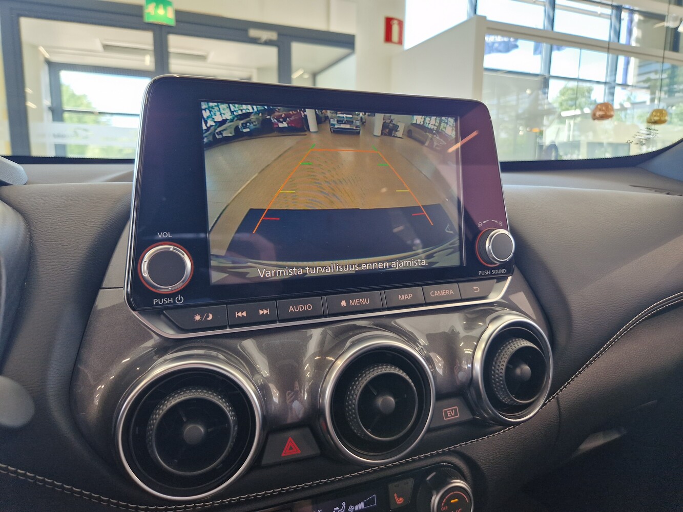 Nissan Juke vaihtoauto