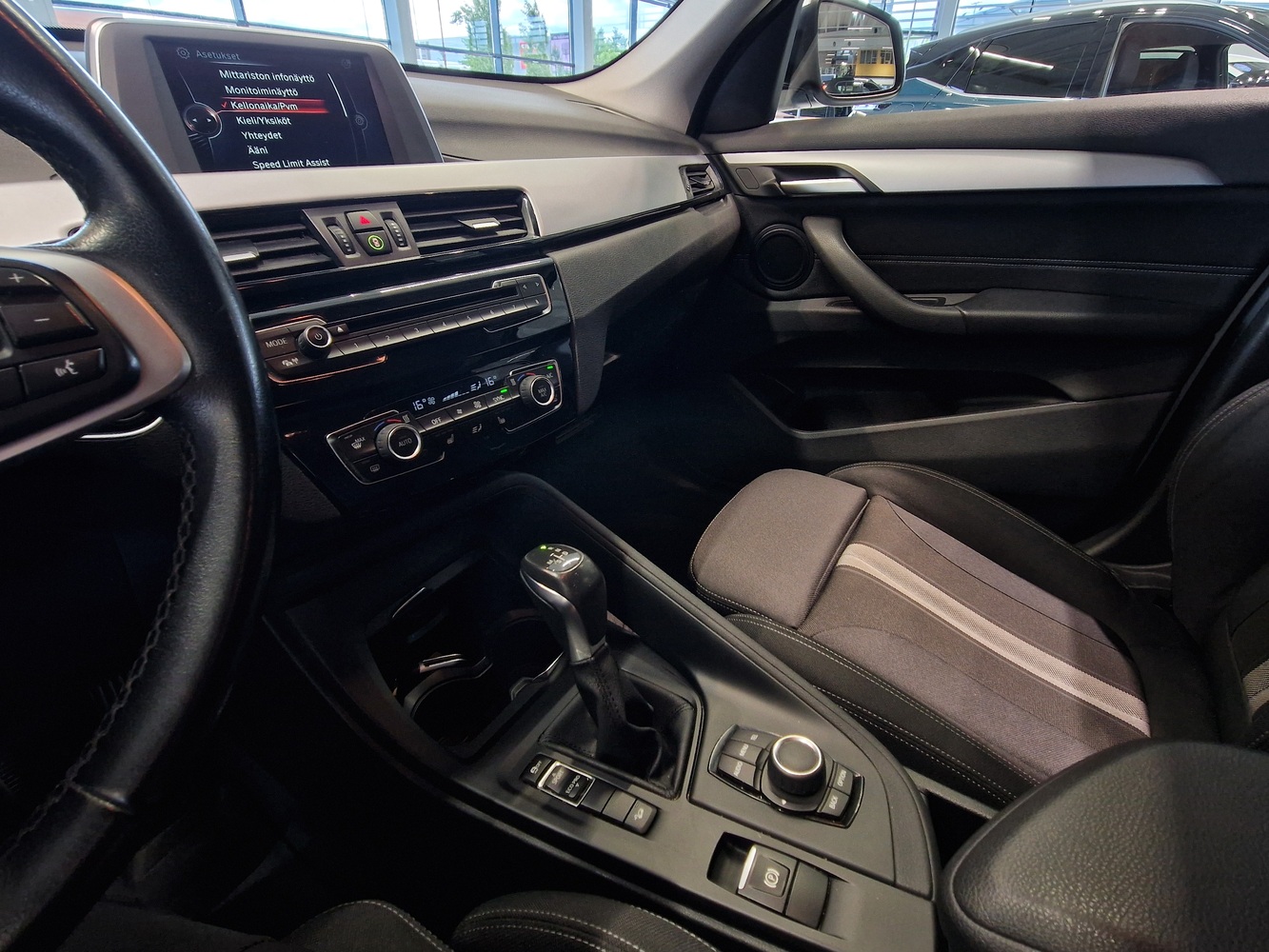 BMW X1 vaihtoauto