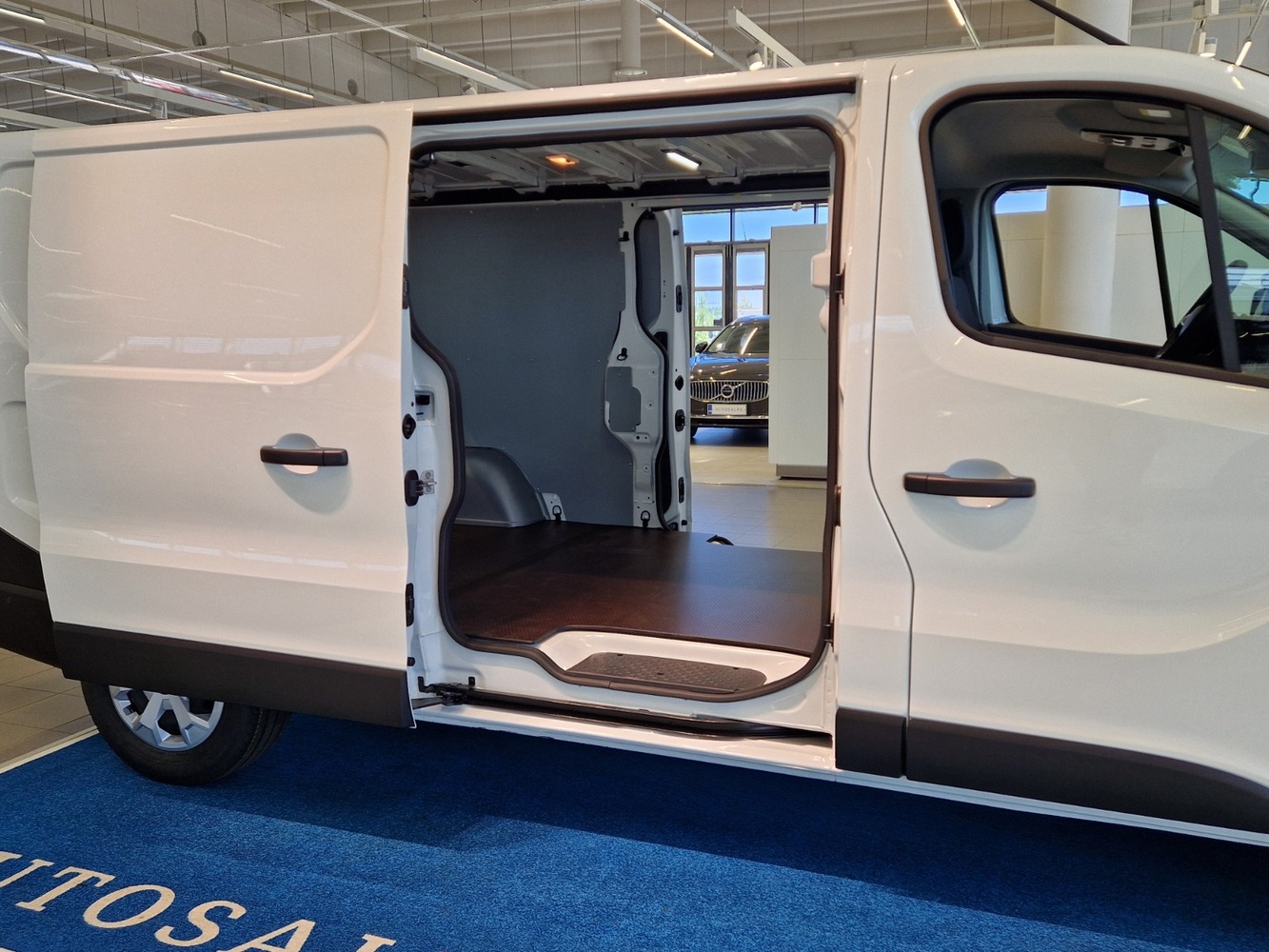 Renault Trafic vaihtoauto
