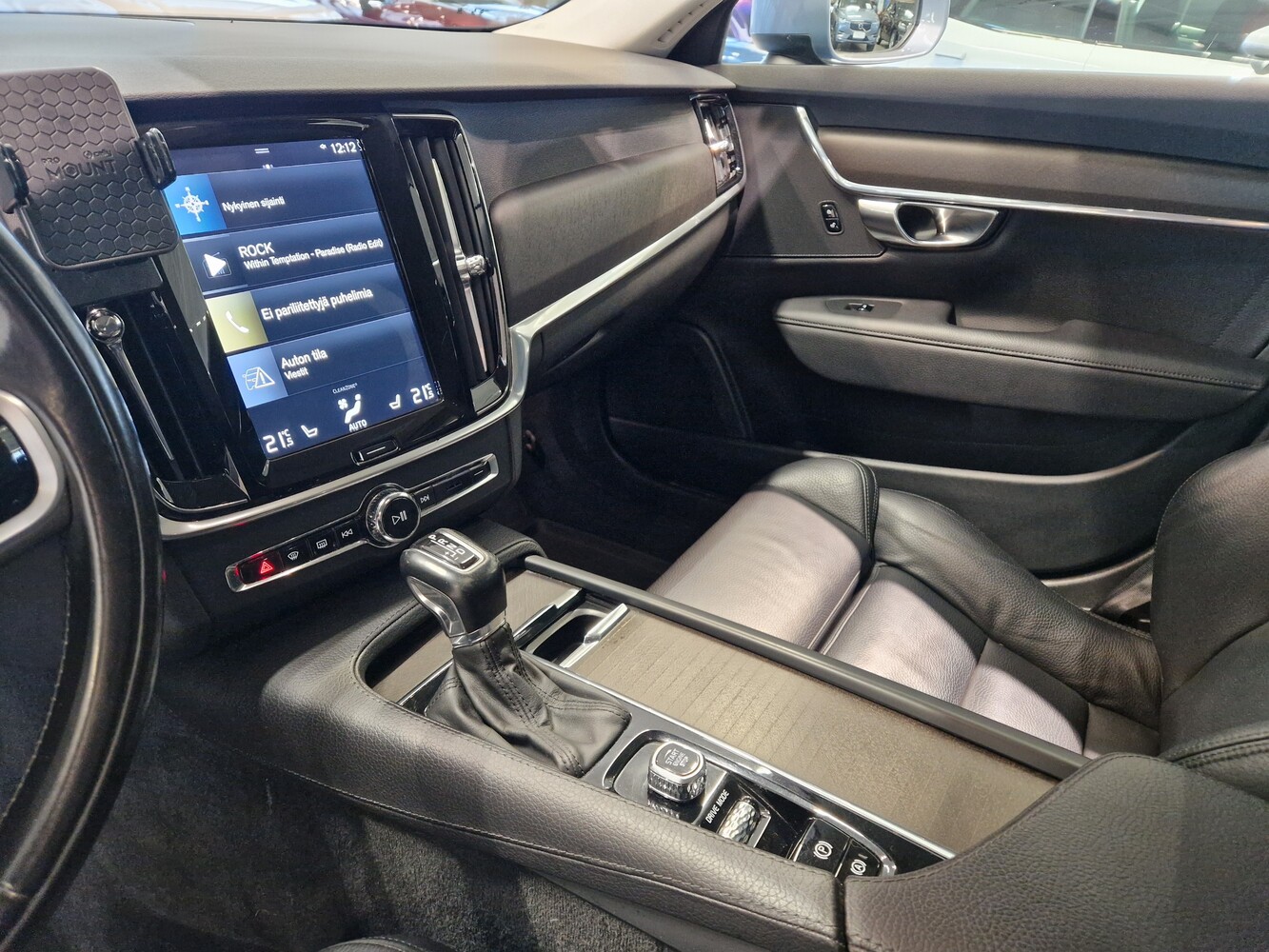 Volvo V90 Cross Country vaihtoauto