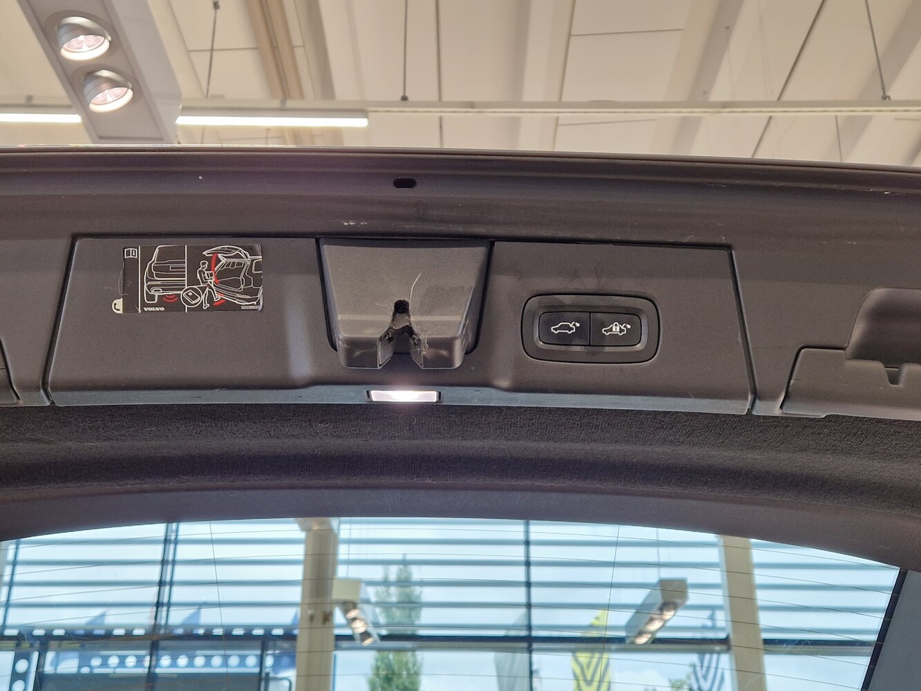 Volvo V90 Cross Country vaihtoauto