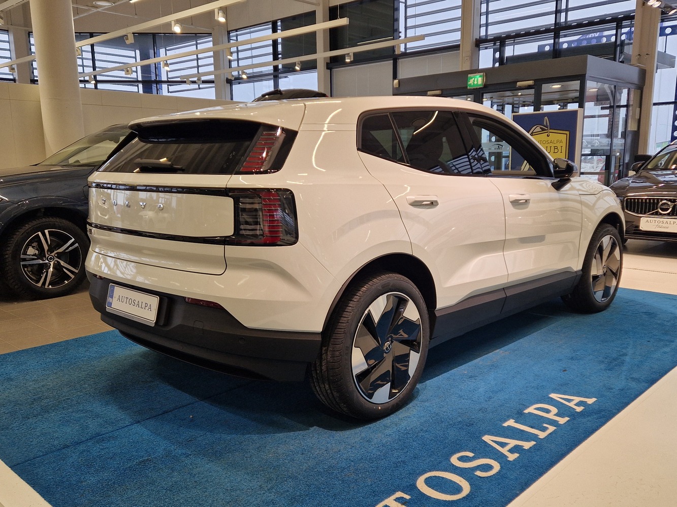 Volvo EX30 vaihtoauto