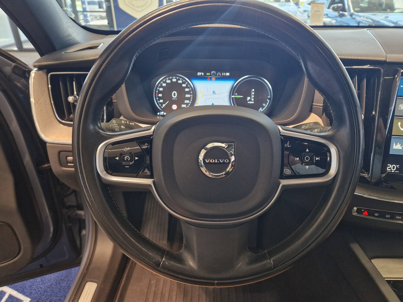 Volvo XC60 vaihtoauto