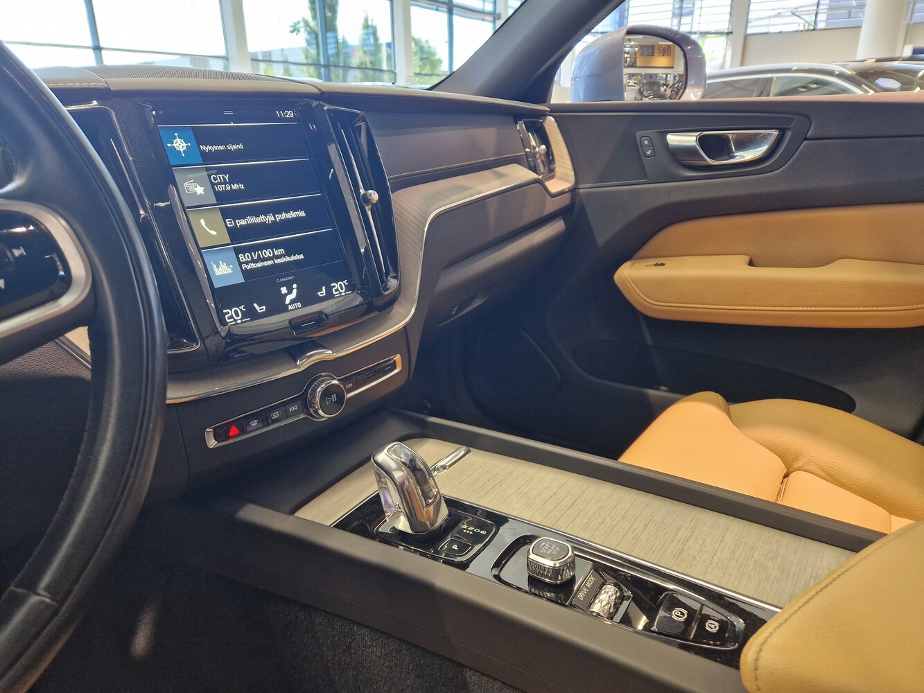 Volvo XC60 vaihtoauto