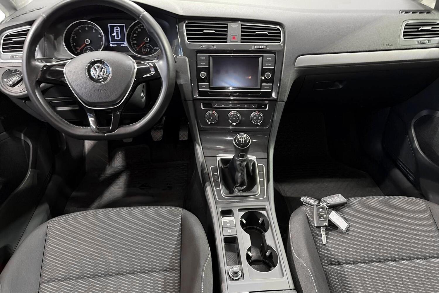 Volkswagen Golf vaihtoauto