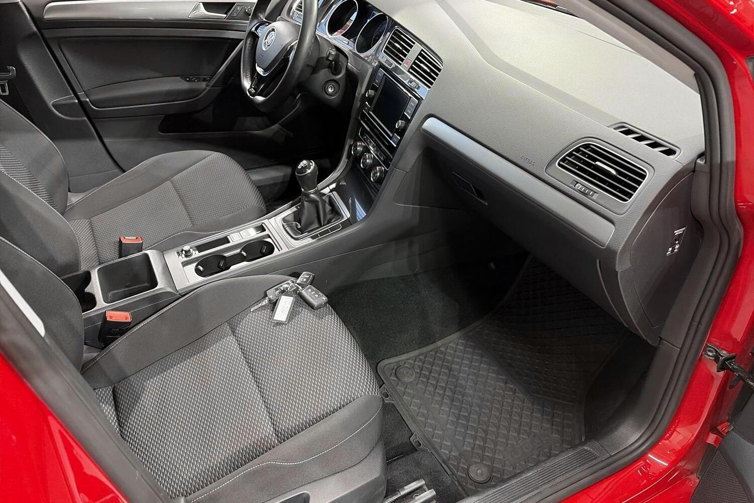 Volkswagen Golf vaihtoauto
