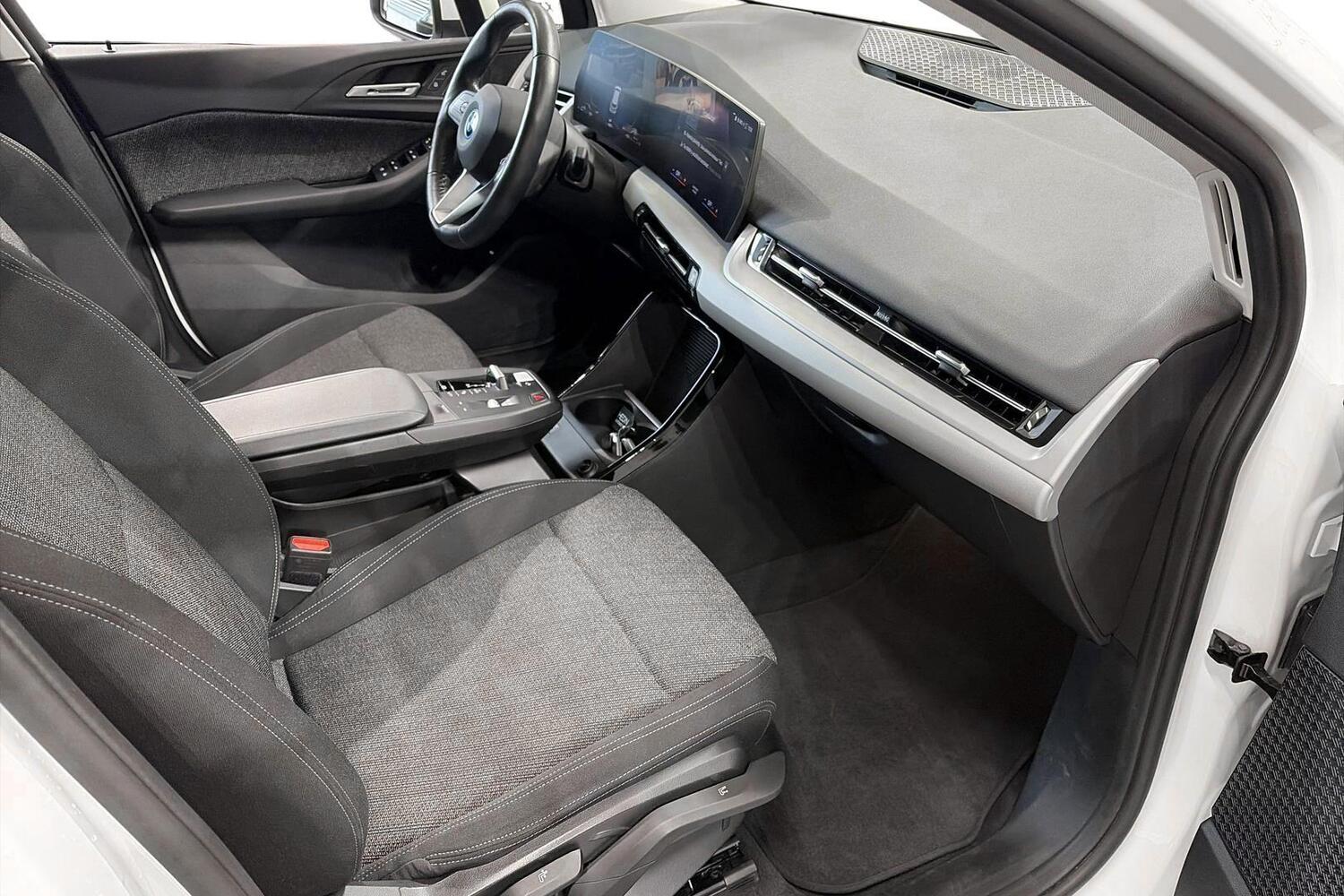 BMW 225 vaihtoauto