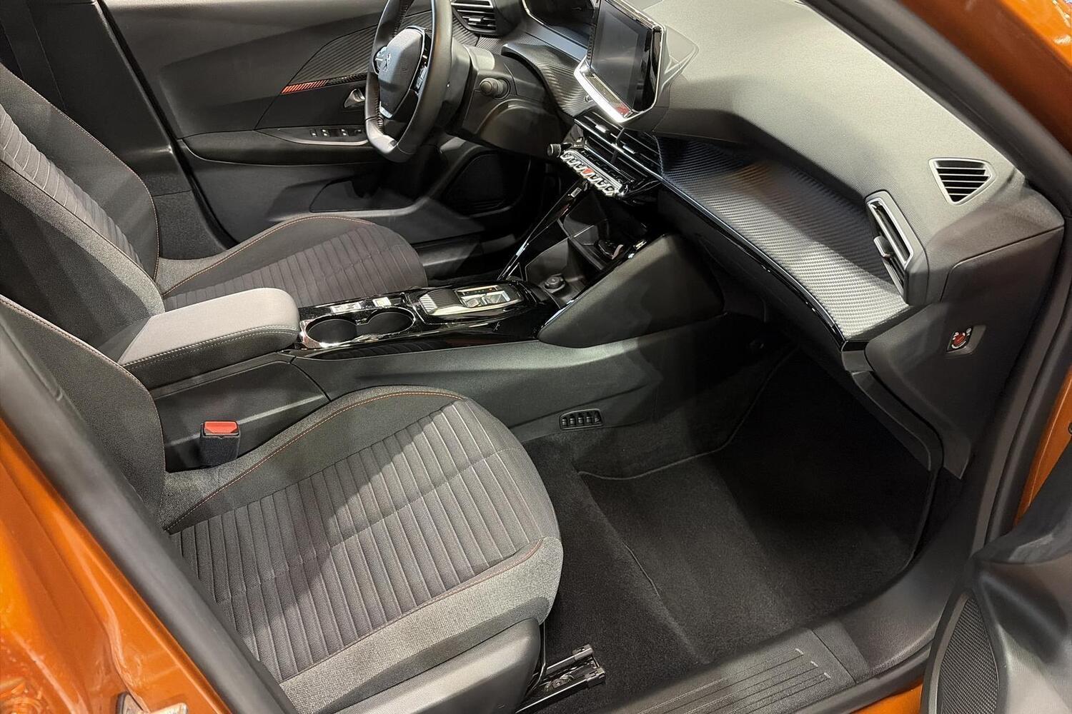 Peugeot e-2008 vaihtoauto