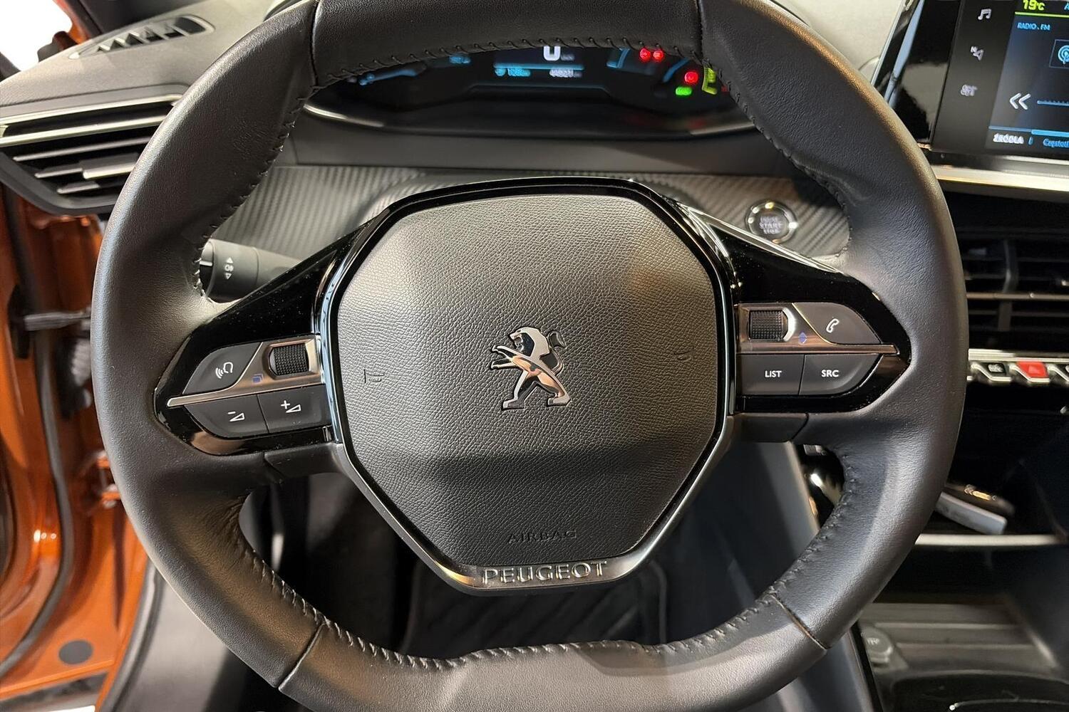 Peugeot e-2008 vaihtoauto