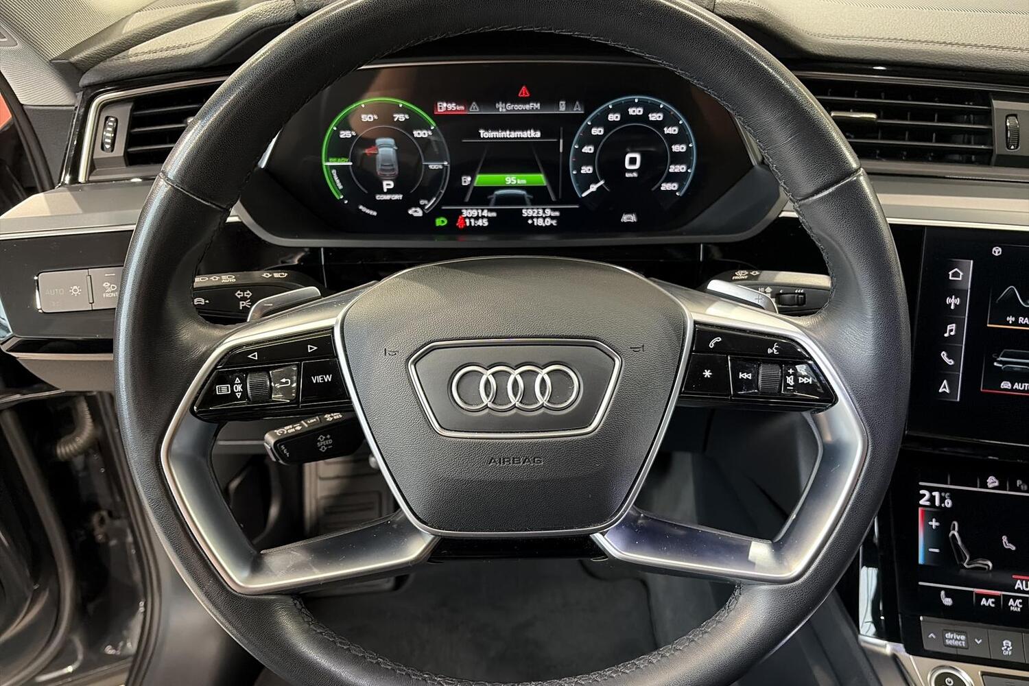 Audi e-tron vaihtoauto