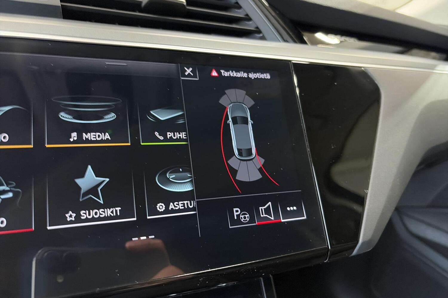 Audi e-tron vaihtoauto