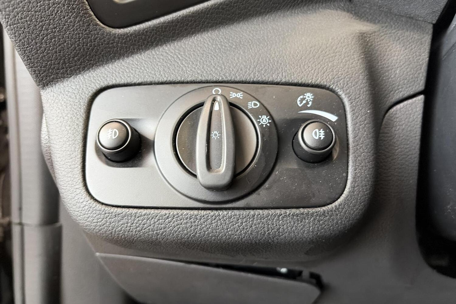 Ford C-MAX vaihtoauto