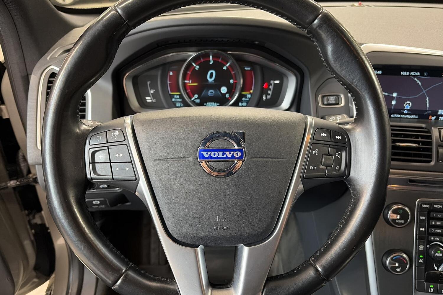 Volvo XC60 vaihtoauto