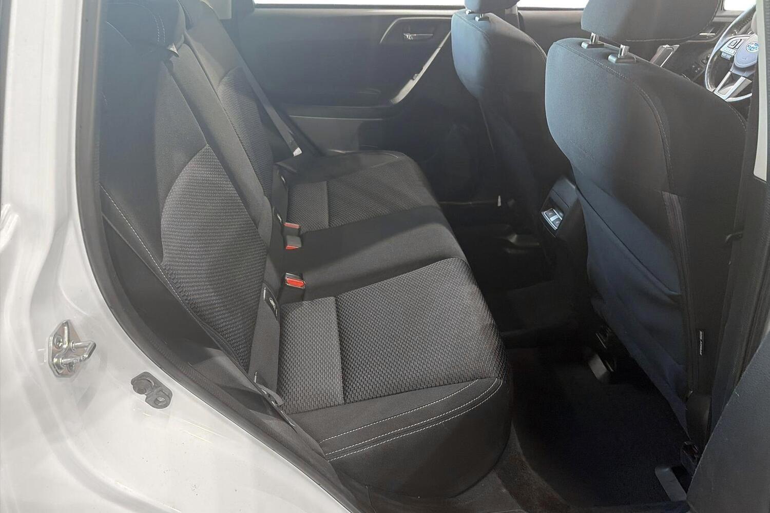 Subaru Forester vaihtoauto