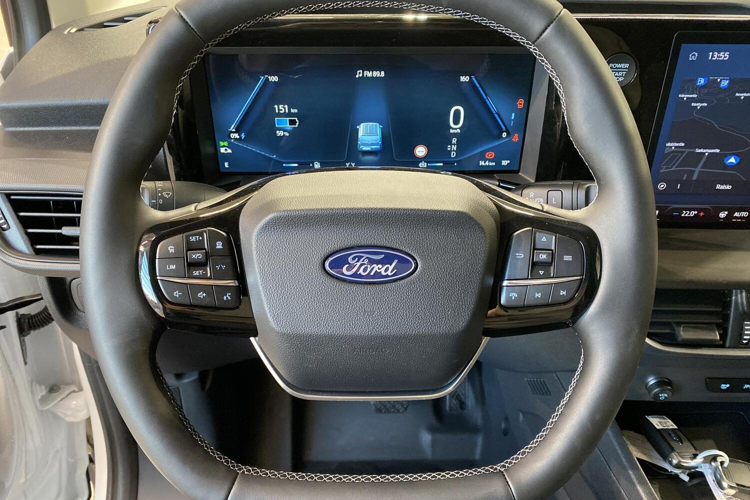 Ford Transit Courier vaihtoauto