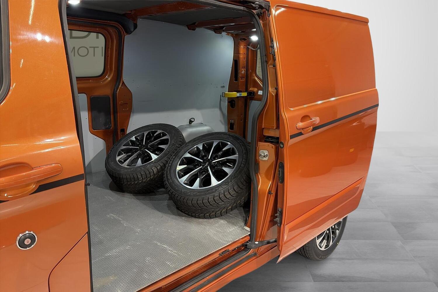 Ford Transit Custom vaihtoauto