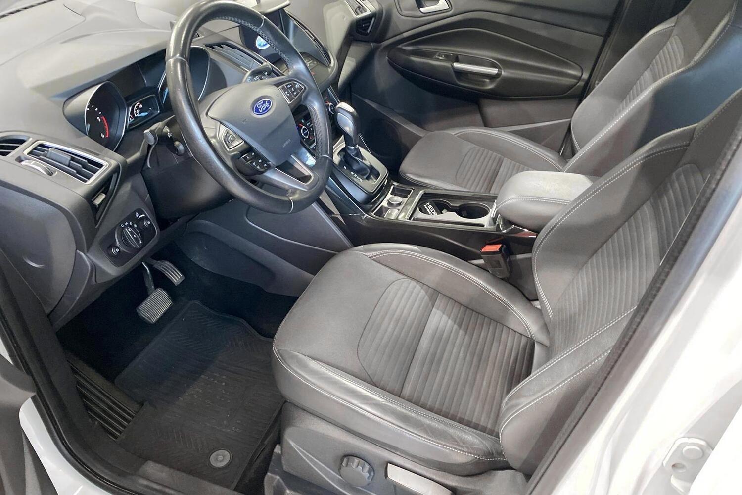 Ford Kuga vaihtoauto