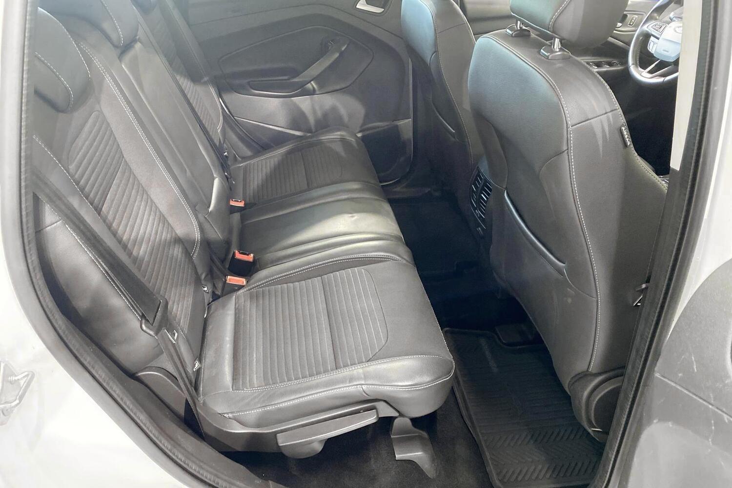 Ford Kuga vaihtoauto