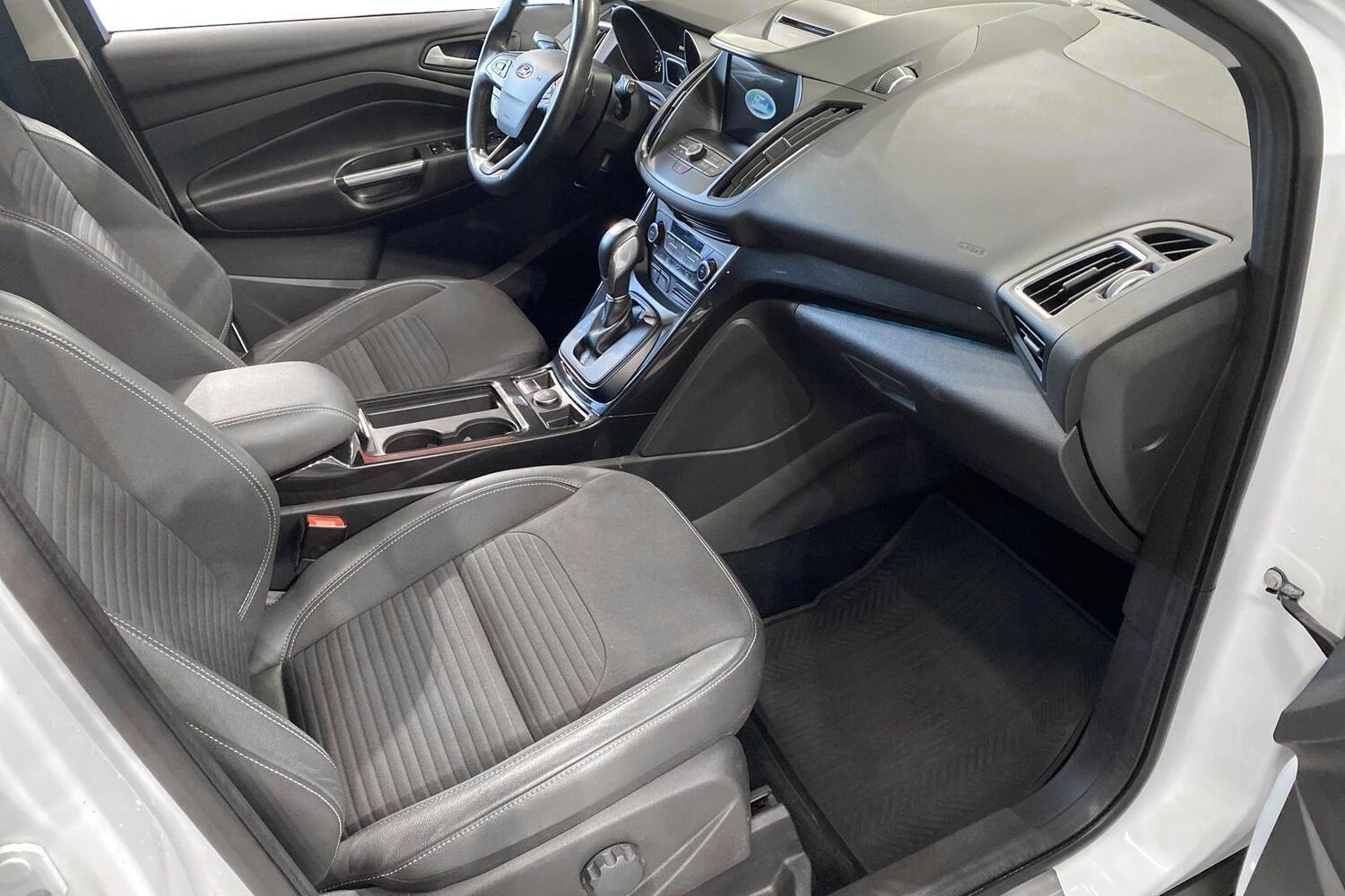 Ford Kuga vaihtoauto