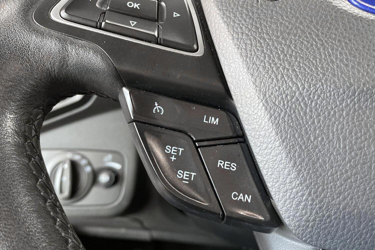 Ford Kuga vaihtoauto