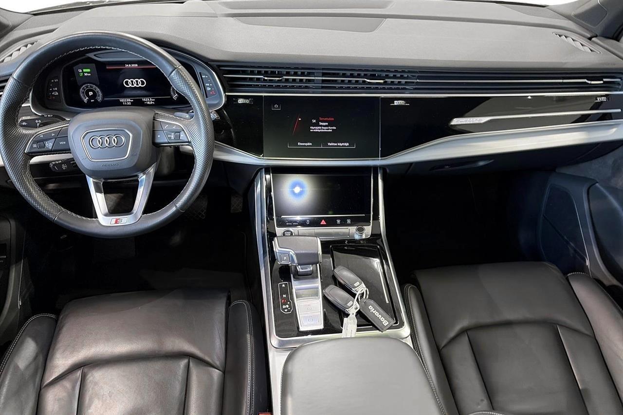 Audi Q7 vaihtoauto
