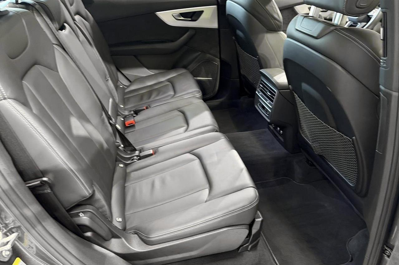 Audi Q7 vaihtoauto