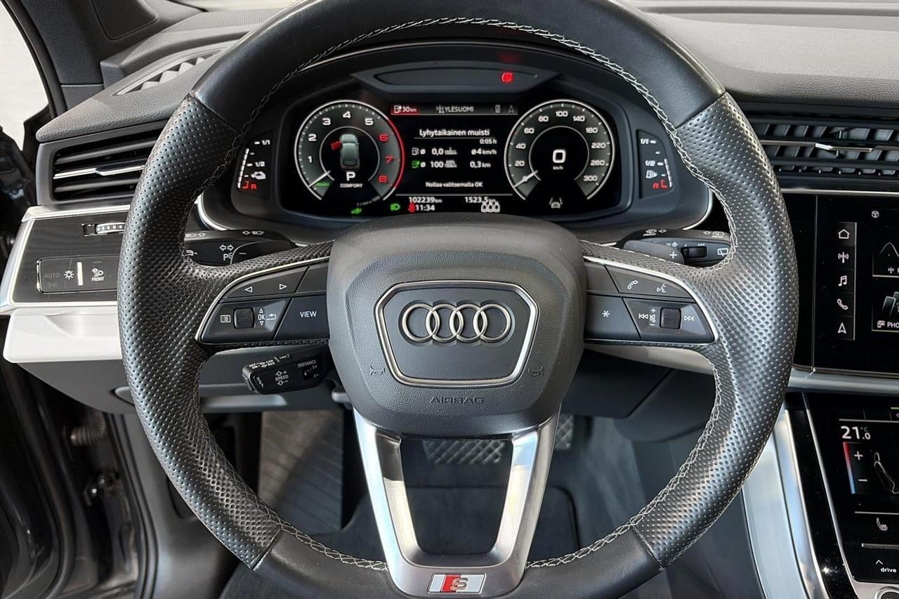 Audi Q7 vaihtoauto