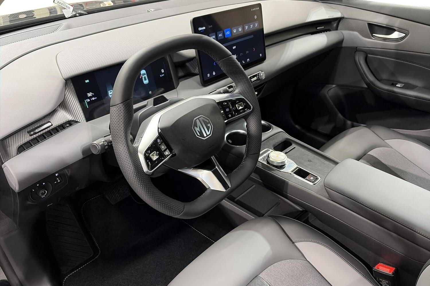 MG MGS5 EV vaihtoauto