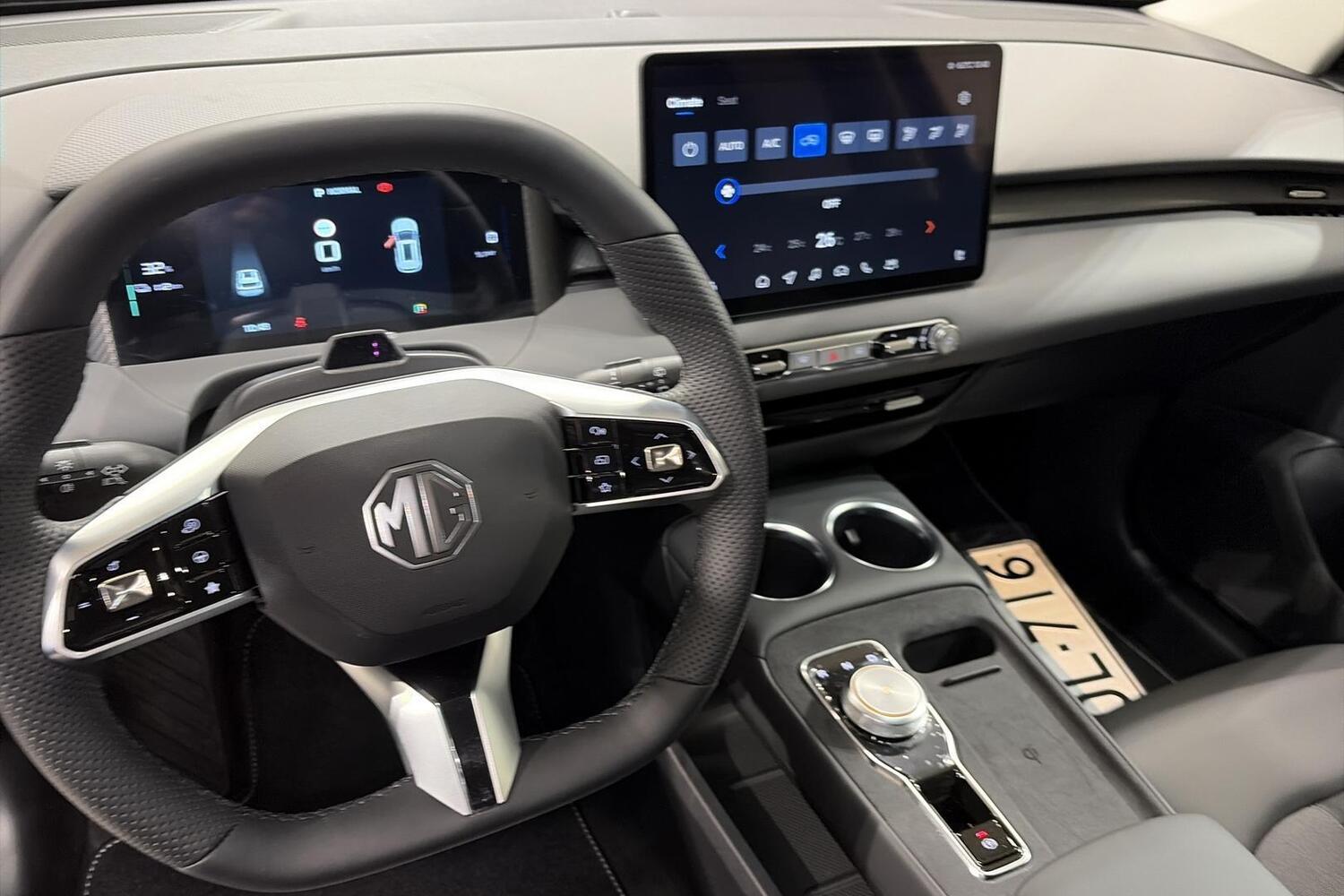 MG MGS5 EV vaihtoauto