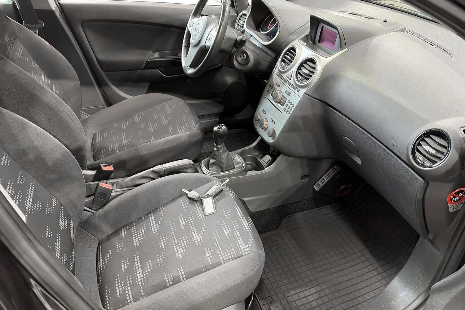 Opel Corsa vaihtoauto