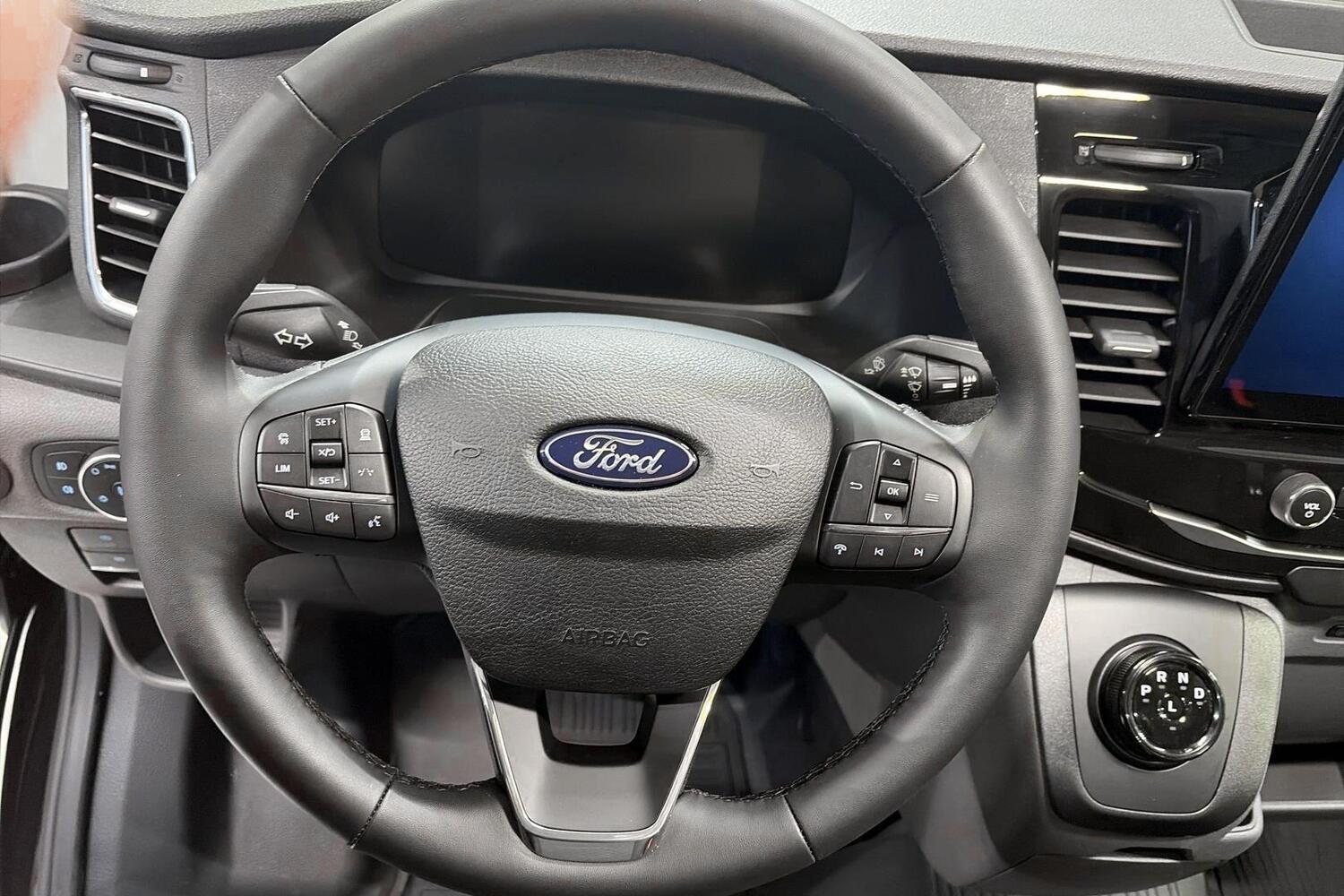 Ford Transit vaihtoauto
