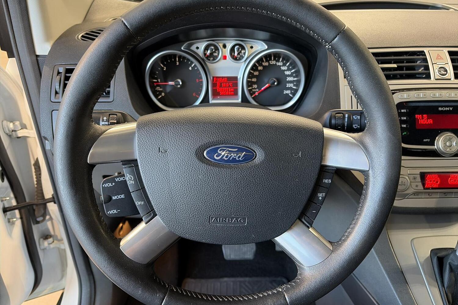 Ford Kuga vaihtoauto