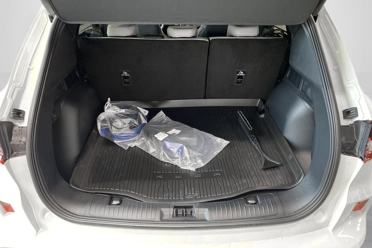 Ford Kuga vaihtoauto