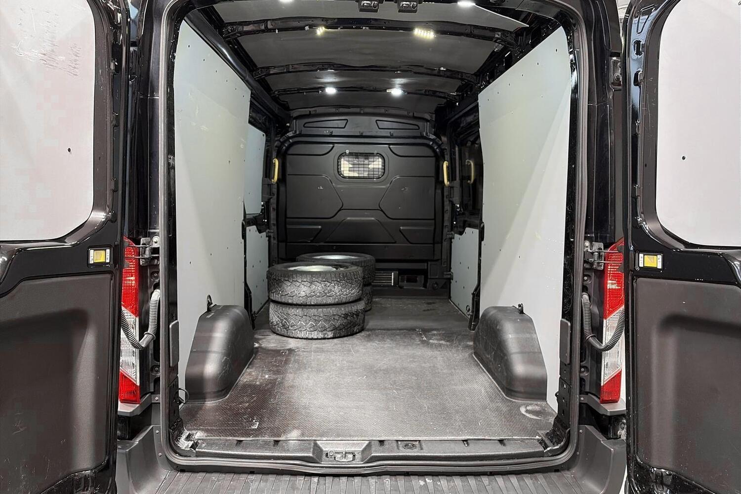 Ford Transit vaihtoauto