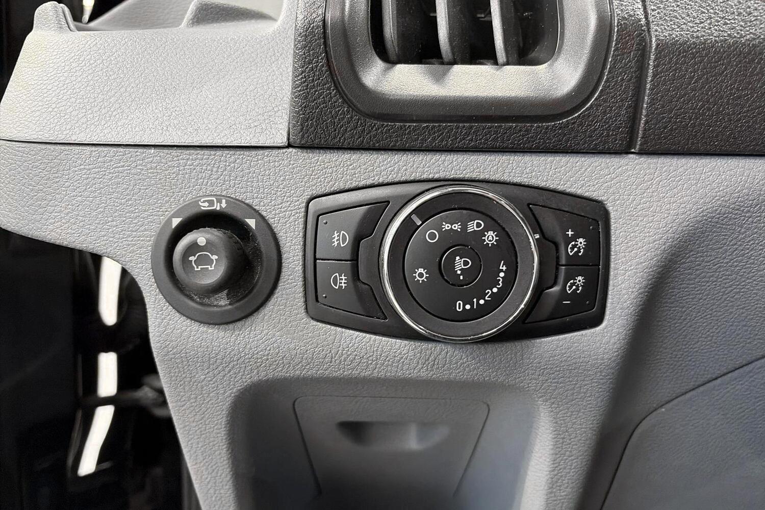 Ford Transit vaihtoauto
