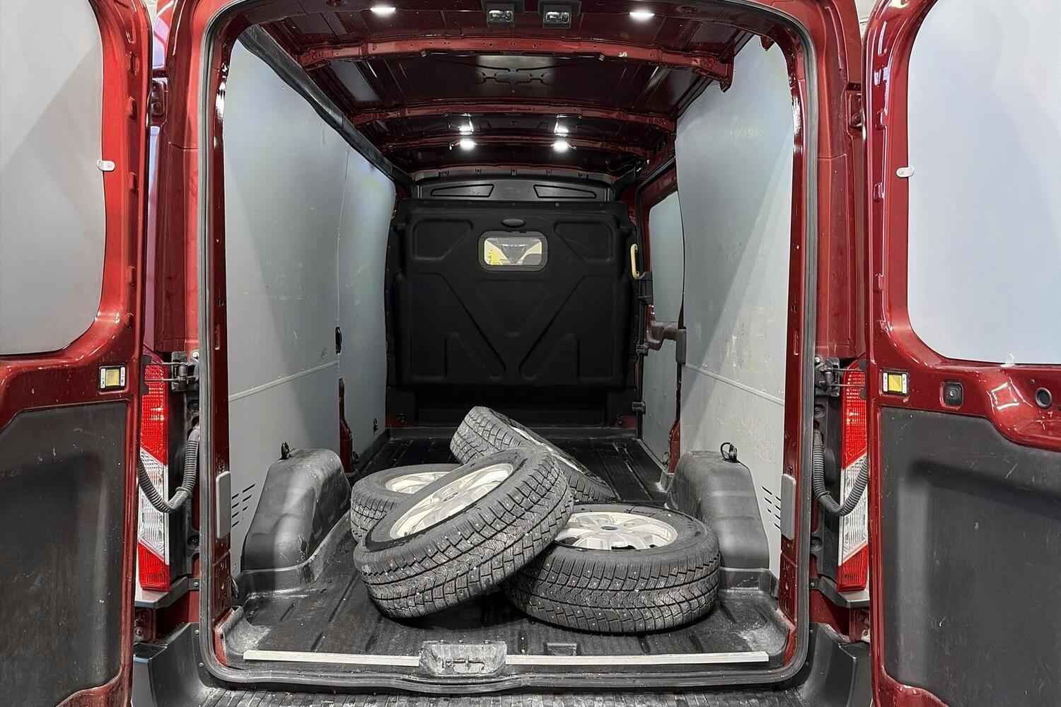 Ford Transit vaihtoauto