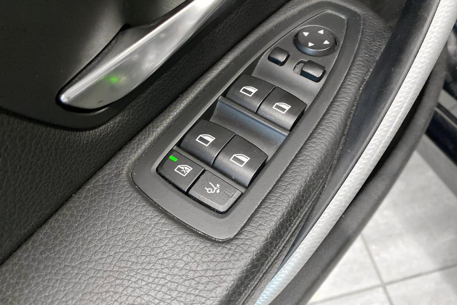 BMW 3.3 vaihtoauto