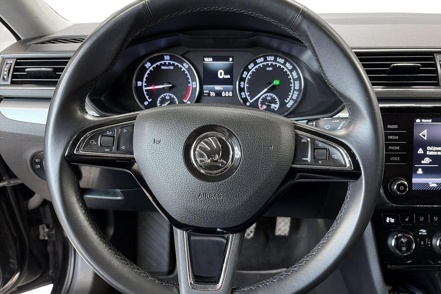 Skoda Superb vaihtoauto