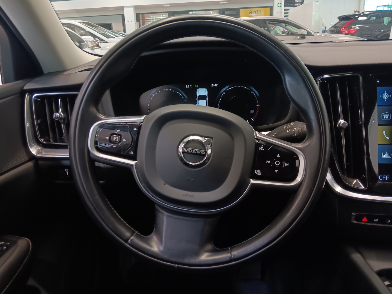 Volvo V60 vaihtoauto